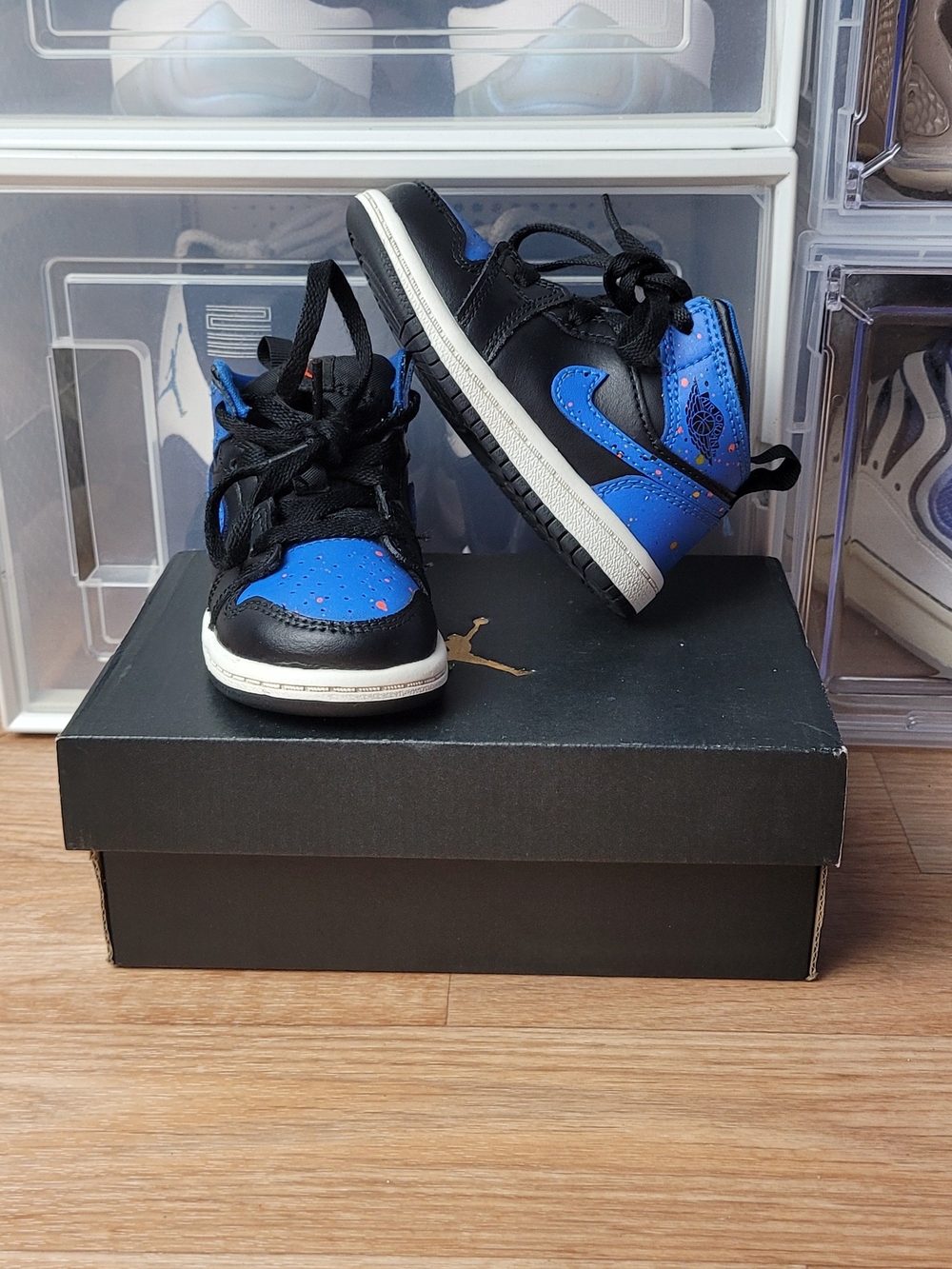 Nike Air Jordan 1 Mid 2018 Royal Paint Splatter Youth Kids 640735-048 Size 6c